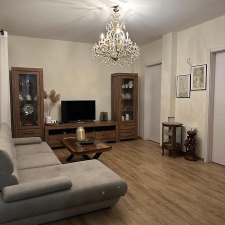 Tamo Apartment Batumi Bagian luar foto