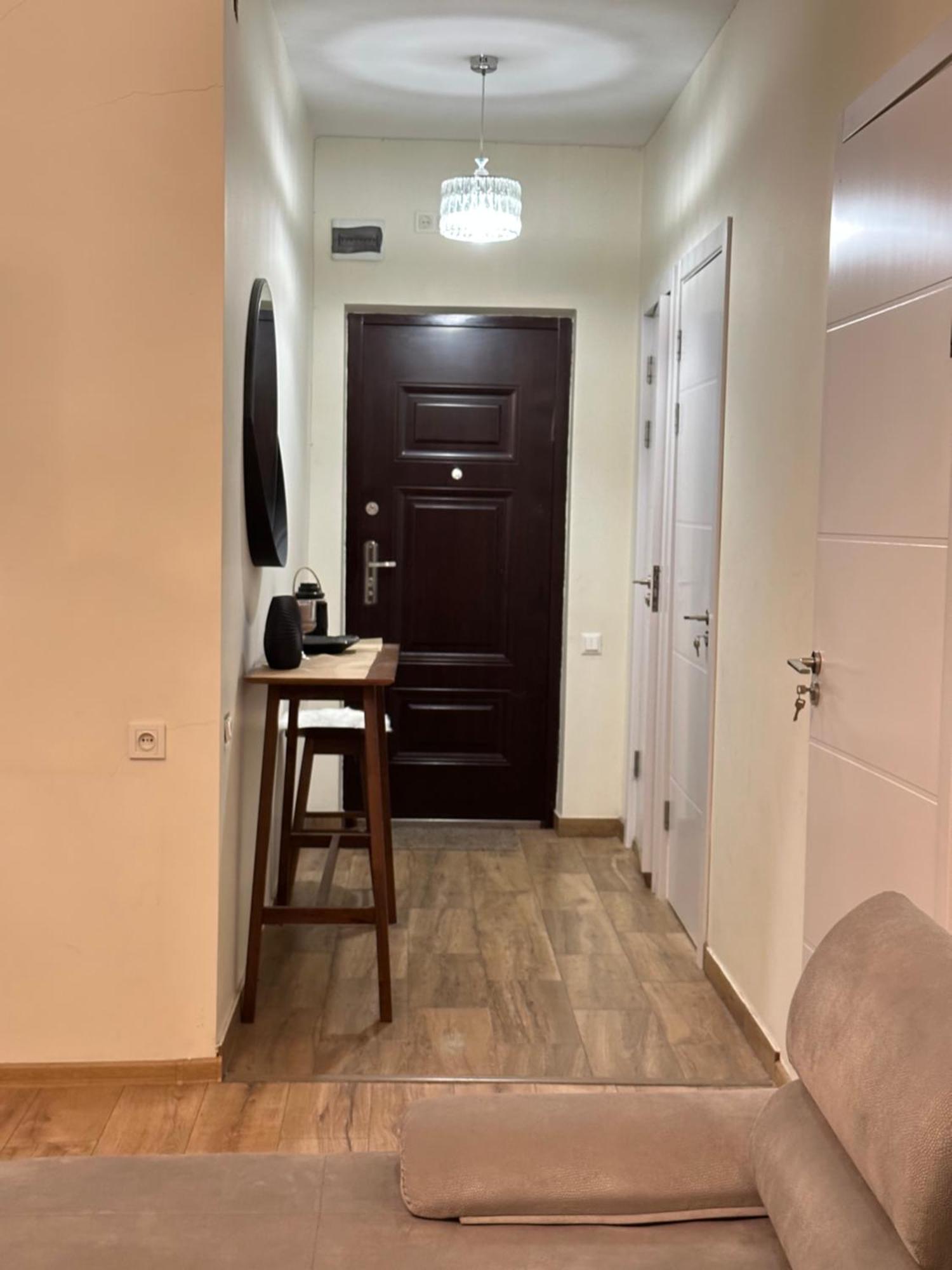 Tamo Apartment Batumi Bagian luar foto