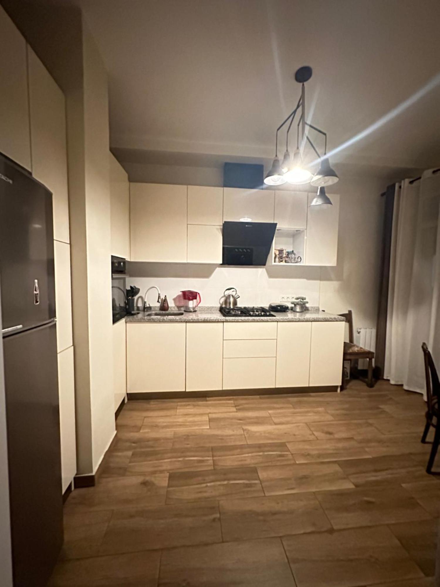 Tamo Apartment Batumi Bagian luar foto